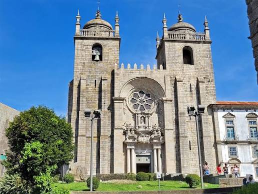 Porto Cathedral.jpg