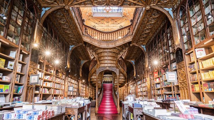 Livraria Lello & Irmão.jpg