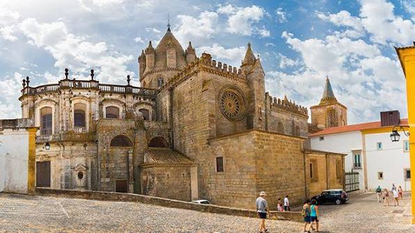Se Catedral de Evora.jpg