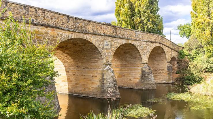 Richmond Bridge.jpg