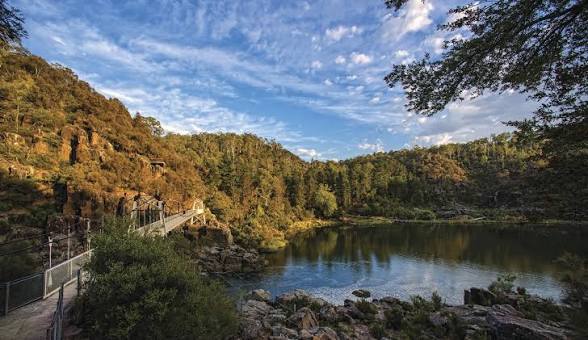 Cataract Gorge Reserve.jpg